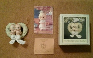 Precious Moments Ornament 1995 "Two Birds Sitting in Heart Wreath" #142700 - Picture 1 of 5