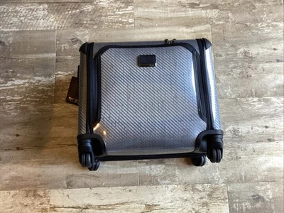 Tumi Tegra Lite Max Expandable Spinner 4 Wheel Luggage 16.5 28704TG - Image 1 of 4