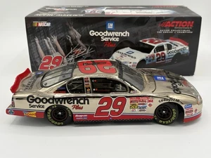 Action Performance Diecast Kevin Harvick #29 Goodwrench White Gold 1/24 Car - Picture 1 of 16