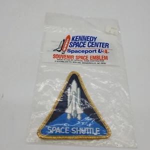 Vintage 80's NOS Kennedy Space Center Spaceport USA Shuttle 3" Emblem Patch - Picture 1 of 3