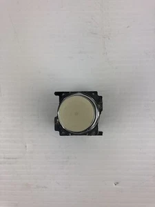 Cutler-Hammer 10250T/91000T Lighted White Indicator Push Button 250 Volt Max - Picture 1 of 3