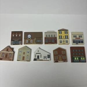 Cat's Meow Village Konvolut 10 Holzgebäude.   Einige Schrammen Vintage 1992-1994 - Bild 1 von 8