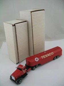 DeHanes Model Truck: 1956 Diamond T 950, Texaco Tanker, Boxes - Picture 1 of 17
