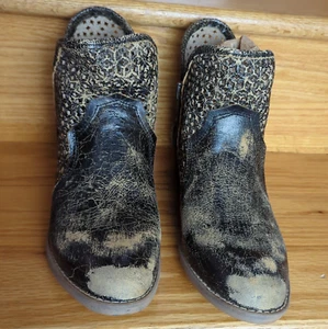 Circle G Cutout Ankle Boot Black Womens Size 9M With Zippers Size 10.5M Distress - Picture 1 of 15