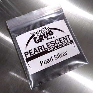 NEW 1 OZ. PEARL SILVER Pearlescent Luster Mica Powder Fishing Plastisol - Picture 1 of 3