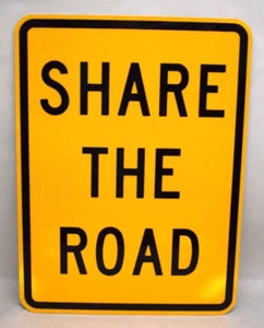 Großes Straßenschild "Share The Road" Warnung gelb schwarz Metall 24" x 18" - Bild 1 von 2