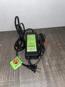 Direct TV AC Adapter/ Netzteil Model: EPS17R0-15 - Bild 1 von 4