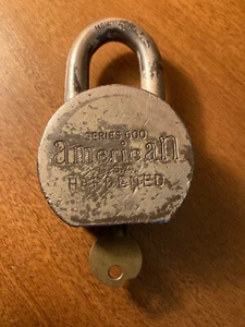 Vntg. Series 600 American U.S.A. Hardened Padlock w/Taylor Brass U.S.A. J4 Key - Picture 1 of 8