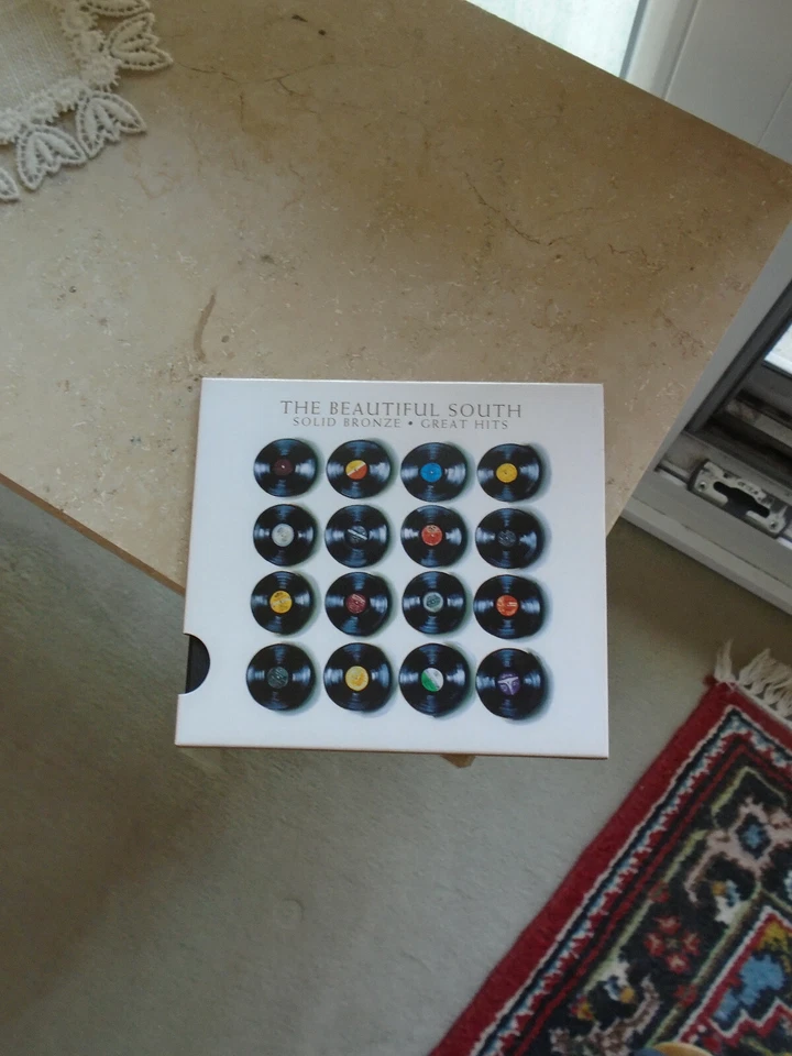 THE BEAUTIFUL SOUTH  SOLID BRONZE - GREAT HITS - Bild 1 von 1