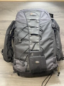 Lowepro Photo Trekker AW II Black Large Camera & Trekker Accessory Pouches - Picture 1 of 15