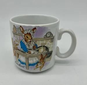 Vtg Laura Secord Mini Mug Bunny Rabbits Easter Children’s Ceramic Cup England EX - Imagen 1 de 7