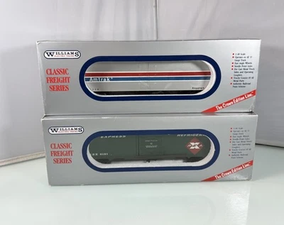 2pc Williams Classic Freight Car O Gauge REA Refrigerator #54 Amtrak Baggage #85 - Image 1 of 4