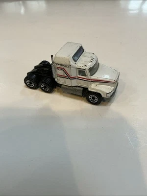 Camión Matchbox 1990 Mack MB 8 Mack CH-600 base blanca semi camión juguete fundido a presión  Foto 1 de 2