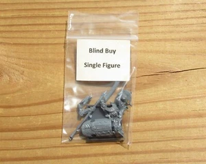 W:TOW Tomb Kings of Khemri _Tomb Guard w/ Halberd Blind Buy Single Figure Bits - Picture 1 of 1
