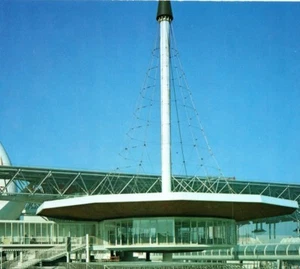Kubota Pavilion & Symbol Zone Observatory Japan World Expo 1970 Vintage Postcard - Picture 1 of 4