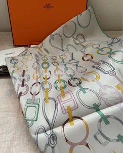 Hermes Scarf Do Re Boucles 90 cm silk gray green Carre buckle chain 35" - Picture 1 of 6