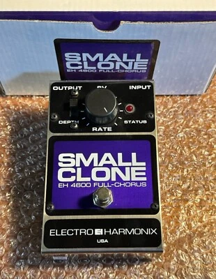 Electro Harmonix Small Clone EH 4600 Full Chorus Guitar Effect Pedal Music Gear - Image 1 of 4