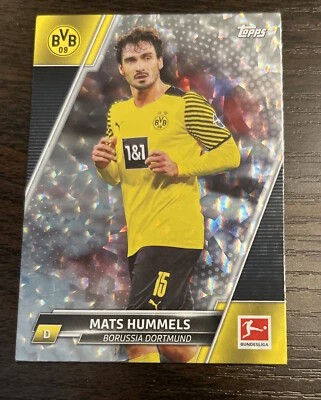 MATS HUMMELS 2021-22 Topps Bundesliga #60 Sparkle Foil BORUSSIA BVB - Image 1 of 2