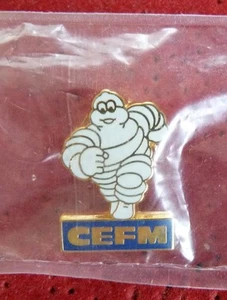 SCHÖNE PINS BIBENDUM MICHELIN GOLDBODEN BARETTE CEFM IM BEUTEL - Bild 1 von 1