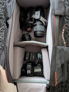 Canon 5D Mark III Kit. With LENSES. - Picture 1 of 7
