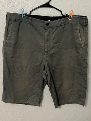 Pantalones cortos chinos DC para hombre con frente plano gris talla 36 Foto 1 de 4