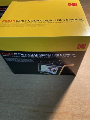 Scanner diapositive/negativo KODAK Slide N SCAN scanner per pellicole e diapositive con LCD da 5 pollici - Immagine 1 di 4