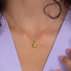1 Ct Round Lab-Created Peridot Solitaire Necklace Pendant 14K Yellow Gold Plated - Picture 1 of 7