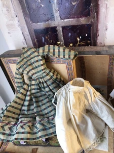 Antike 1800er Jahre Leinen Wollmischung Dame Puppe modisches Kleid & Unterwäsche - Bild 1 von 24