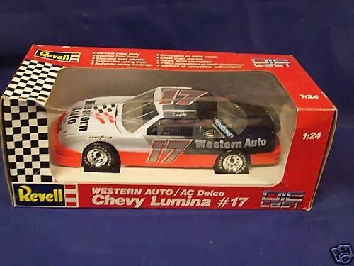 Revell #17 Western Auto 1991 Chevy Lumina 1:24 Diecast Car