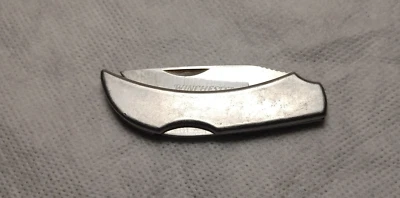 Winchester Folding Knife ~ Locking Blade - Image 1 of 4