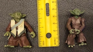 2 Star Wars Yoda Figures - Picture 1 of 5