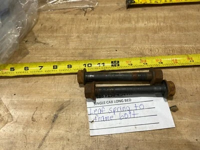 FORD F150 1980-1986 HOJA RESORTE A CUADRO PERNOS JUEGO DE 2 Foto 1 de 4