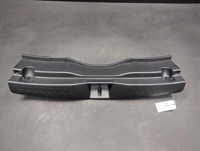 Placa de desgaste del umbral del maletero trasero Toyota C-HR 64716-F4010 2018 2019 - 2022 Foto 1 de 4