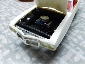 Pontiac Firebird 1969 White Lightning escala 1/24 kit construido/restaurar/reconstruir - Imagen 1 de 7