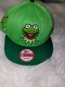 New Era 9fifty The Muppets Kermit The Frog embroidered SnapBack Hat Rare Combo - Picture 1 of 7
