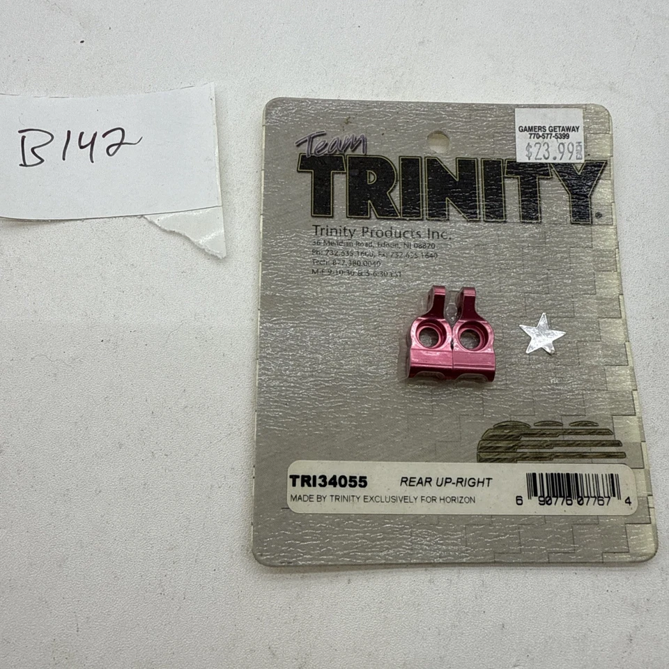 Trinity Aluminum Rear Up-Right Carrier Hubs for Losi Mini-T 1.0 - Red TRI34055 - Image 1 of 1