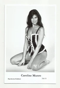 BX106) CAROLINE MUNRO SWIFTSURE PHOTO POSTCARD (336/15) FILMSTAR PIN UP GLAMOR - Picture 1 of 1