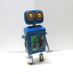 Found Objects Robot Sculpture / Assemblage Robot Figurine - Photo 1 sur 5