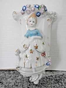 Vintage Porcelain Wall Vase with Colonial Lady Made in Japan - Picture 1 of 6