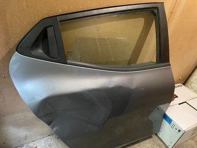 Задняя правая дверь Hyundai Veloster 2019-2022 полностью универсальная - Изображение 1 из 4