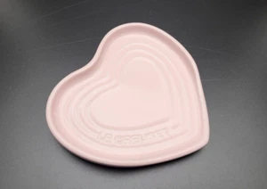 Le Creuset Heart Spoon Rest - 5 In - Chiffon Pink - NIB Seconds see description - Picture 1 of 8