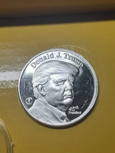 Donald Trump - 45º Presidente de los Estados Unidos - 1 Troy Oz .999 Plata Fina - Imagen 1 de 4