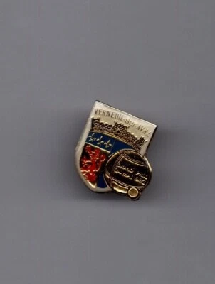 pin's pétanque / grand prix 24 mai 1992 Verneuil sur Avre (époxy base dorée) - Photo 1/2