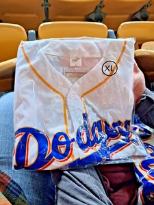 ( Size XL ) Armenian Heritage Jersey 2023 Dodgers Stadium Promo SGA - Picture 1 of 1