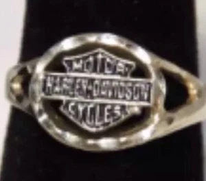 "Anillo ""Harley Davidson motocicletas"" oro blanco 10K talla 6,5 para dama --416" --416 - Imagen 1 de 4