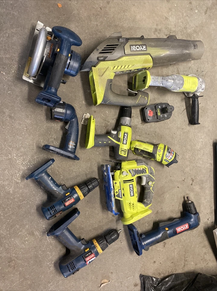 RYOBI 18V One+ 10pc Tool Set Drills Saws Lights Blower Grinder ++ - Image 1 of 4