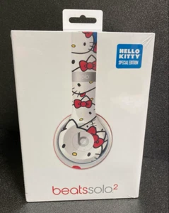 Hello Kitty Beats Solo 2 Special Edition Wired Headphones 3.5mm Rare From Japan - Picture 1 of 5