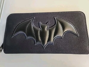Banned Zip-around Wallet Bat Design Gothic Black Fabric Vinyl Bat - Picture 1 of 5