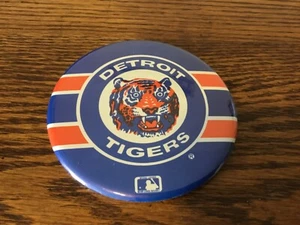 Vintage 1980’s Detroit Tigers Pin Collectible 3.5 Inch Diameter Officially Lic. - Picture 1 of 1