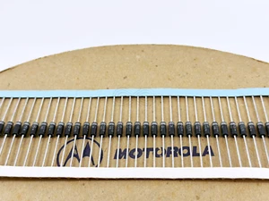 50PCS 1N5357B 1N5357BRL MOTOROLA 20V 5% 5W Zener Diode Axial Case-17 Surmetic 40 - Picture 1 of 5